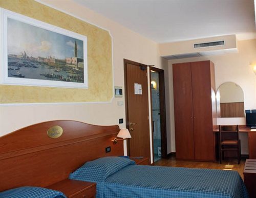Hotel Belfiore Salzano Exterior photo